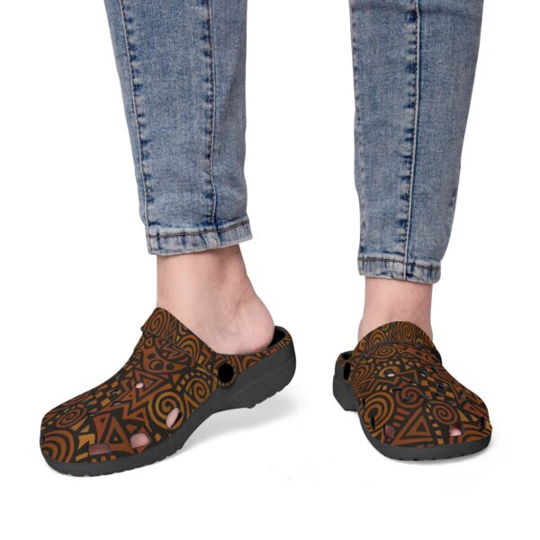 Nia Clogs